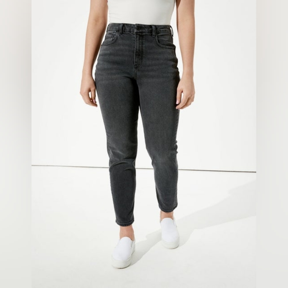 American Eagle Women's Stretch Curvy Mom Jean